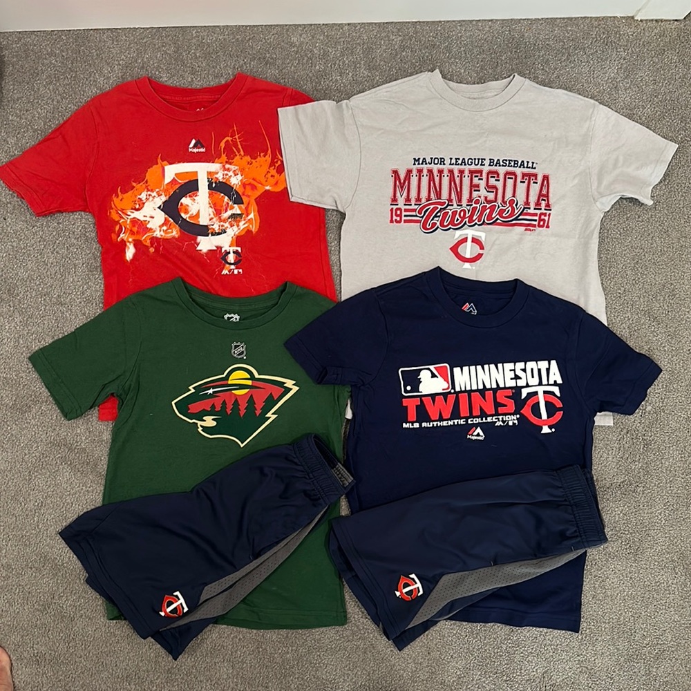 Minnesota Twins and Wild boys shirts and shorts
